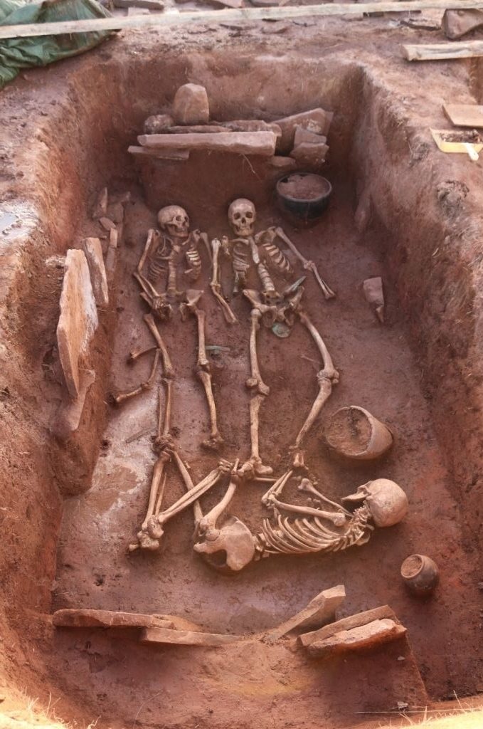 Pesquisadores encontram esqueletos de casal de guerreiros de 2500 anos na Sibéria - 2