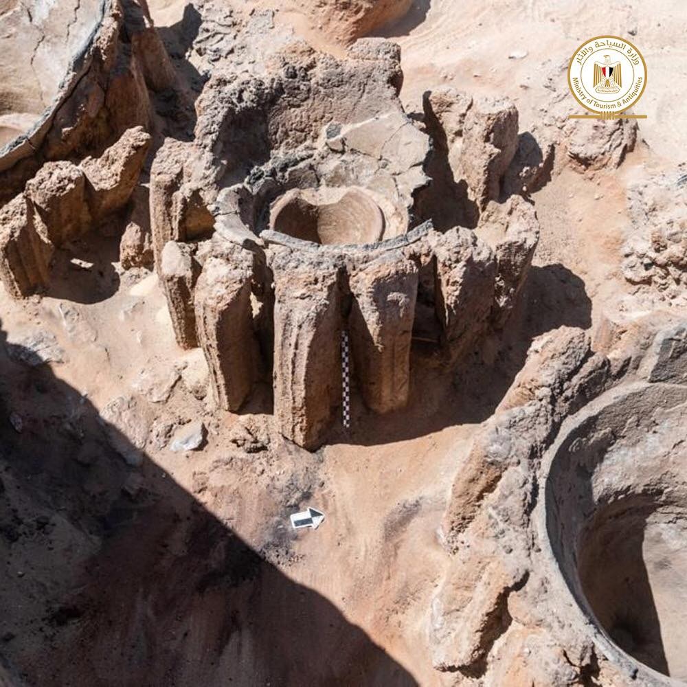 Cervejaria mais antiga do mundo, com cerca de 5 mil anos, é encontrada no Egito - 2
