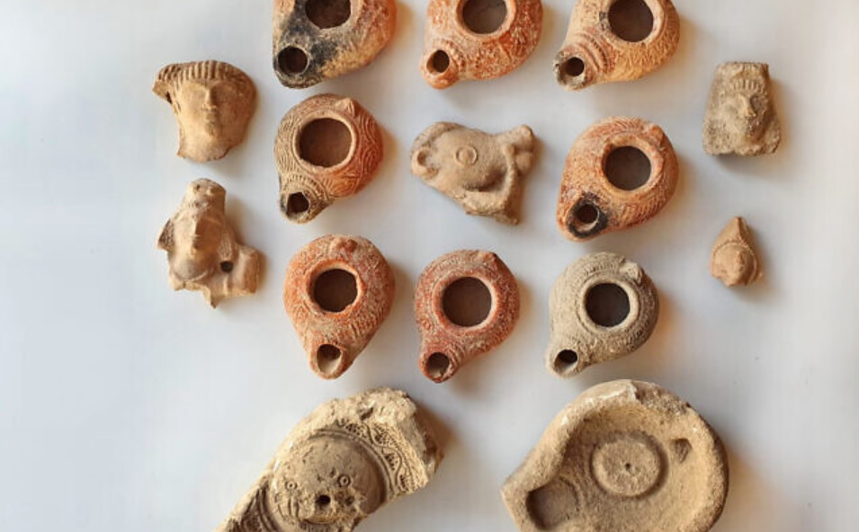 Arqueólogos encontram oficina de lâmpadas a óleo de 1700 anos em Israel - 1