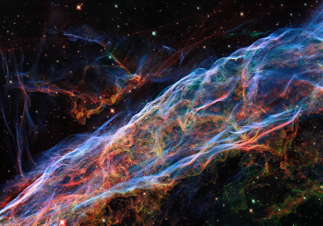 NASA divulga nova imagem espetacular da Nebulosa do Véu - 1