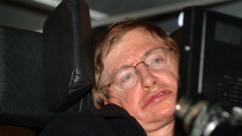 Descoberta histórica prova que Stephen Hawking tinha razão - 1